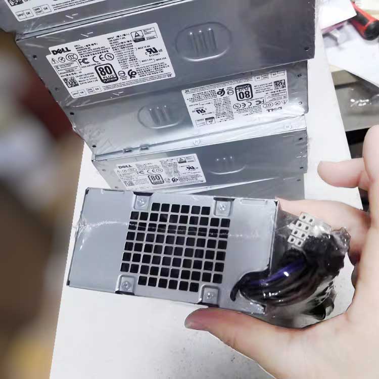 DELL M2G8X Alimentation
